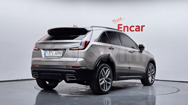 Cadillac XT4