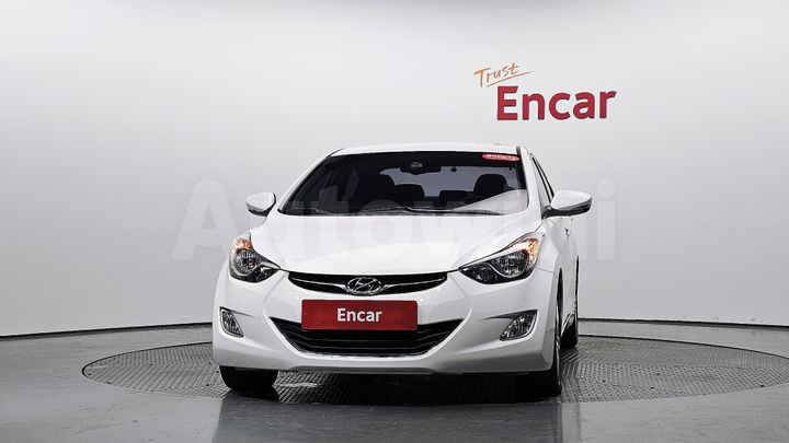 Hyundai Avante 2012 — 3