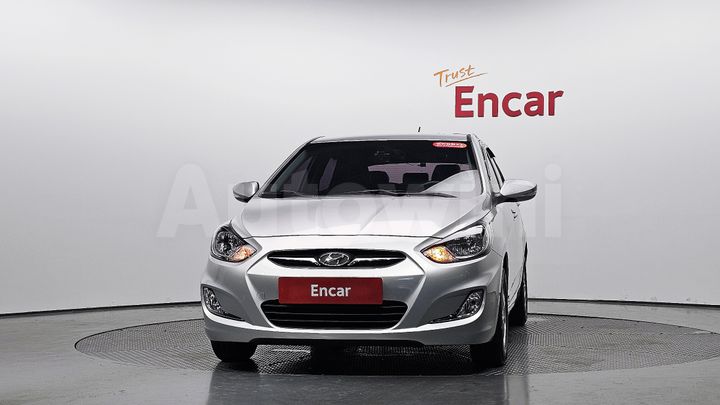 Hyundai Accent 2012 — 3