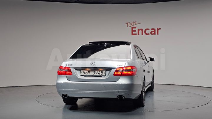 Mercedes-Benz E Class 2011 — 4