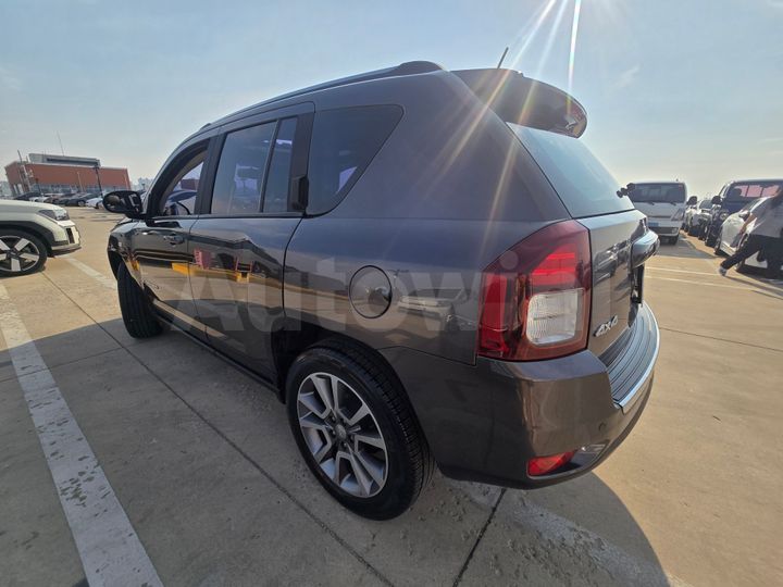 Jeep Compass 2016 1C4NJDCB0GD721106 — 3