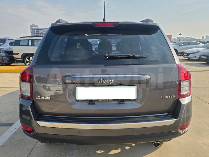 Jeep Compass 2016 1C4NJDCB0GD721106 — 4