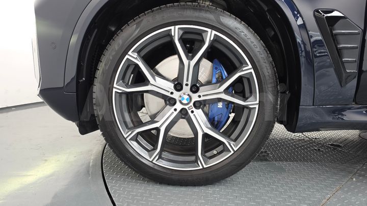 BMW X5 2025 — 5
