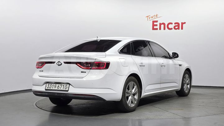 Renault SM6 2019 — 2