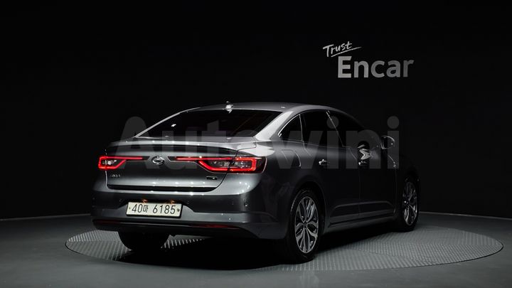 Renault SM6 2017 — 2