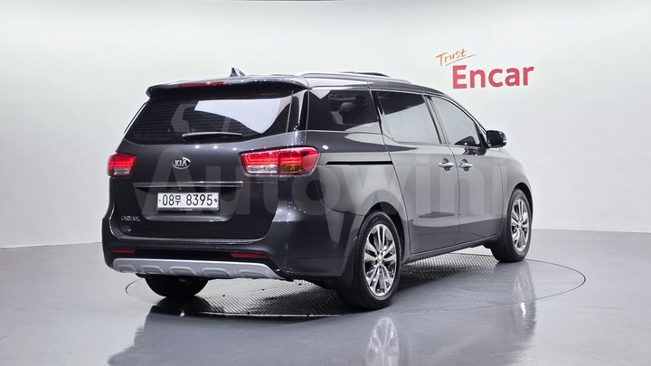 Kia Carnival 2018 — 2