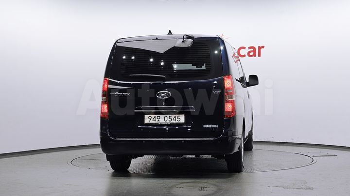 Hyundai Starex 2021 — 4