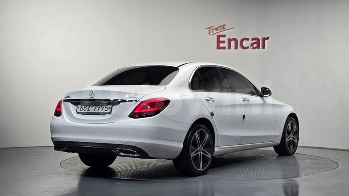 Mercedes-Benz C Class 2019 — 2