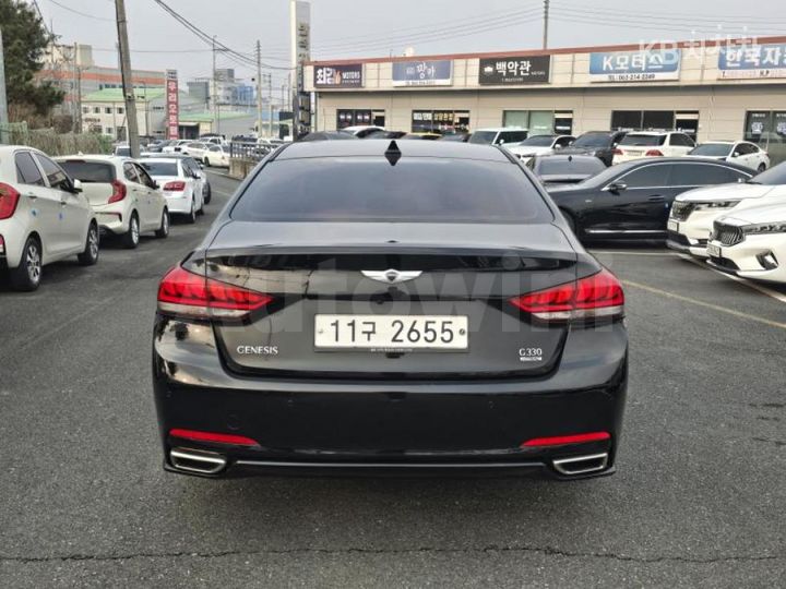 Hyundai Genesis 2016 KMHGM41DDGU087263 — 4