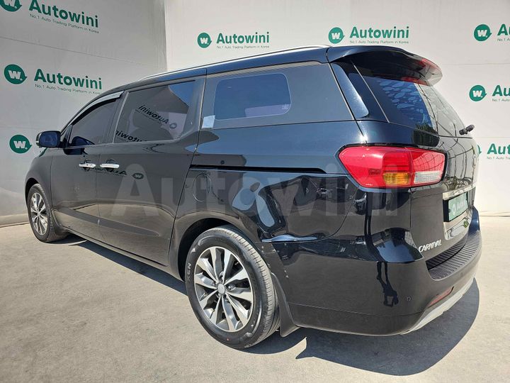 Kia Carnival 2018 — 3