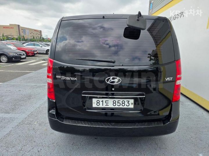 Hyundai Starex 2017 — 4