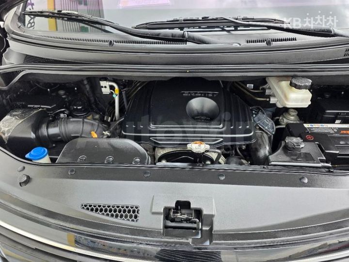 Hyundai Starex 2017 — 5