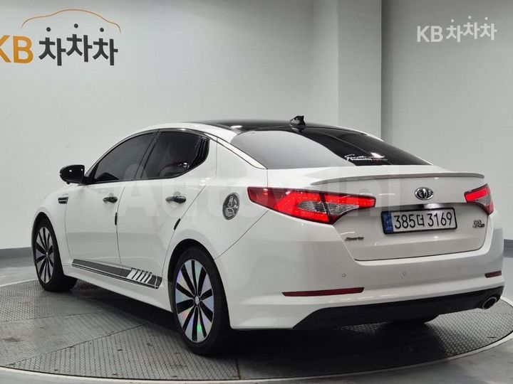 Kia K5 2013 KNAGN419BDA301237 — 2