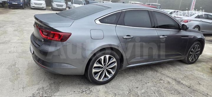Renault SM6 2017 KNMA4B2LMHP007915 — 2