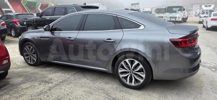 Renault SM6 2017 KNMA4B2LMHP007915 — 4