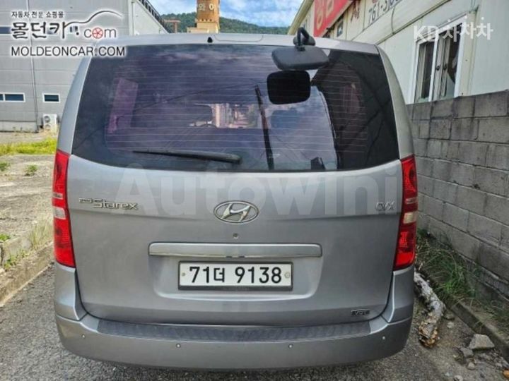 Hyundai Starex 2012 — 4
