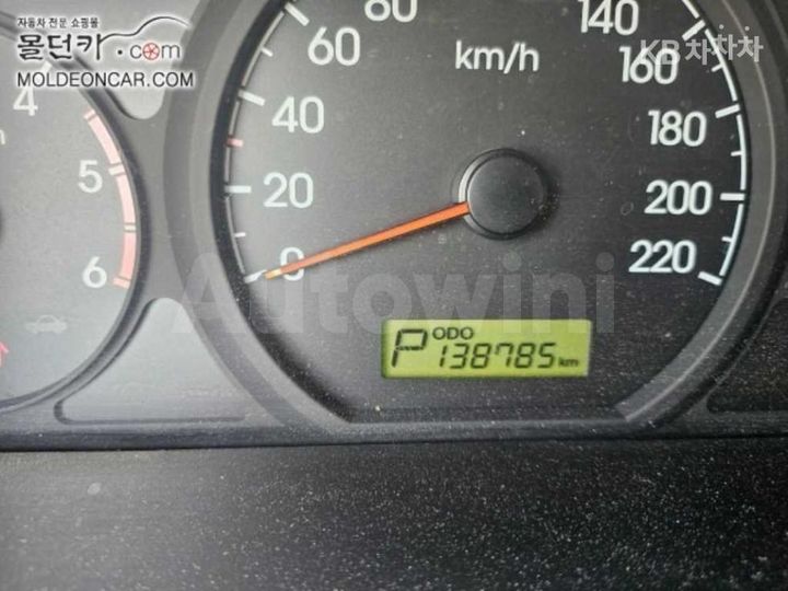 Hyundai Starex 2012 — 5