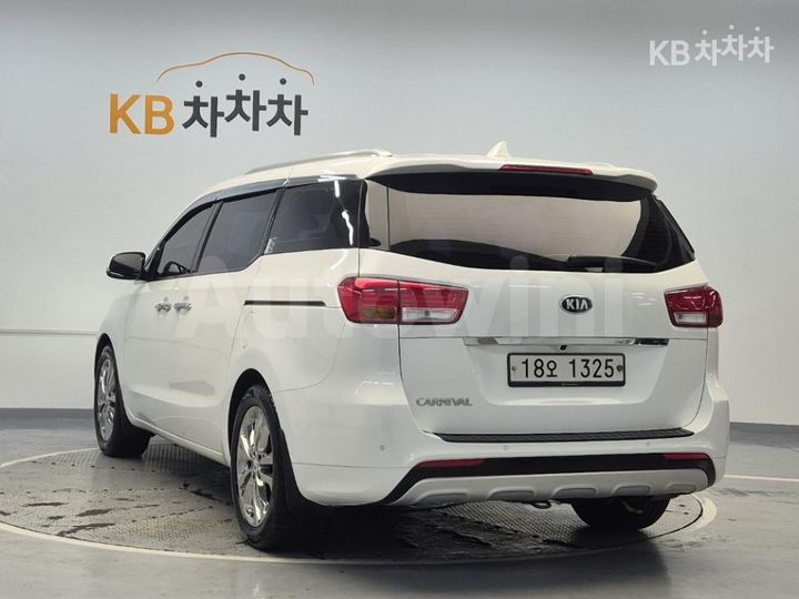 Kia Carnival 2017 KNAME81ABHS301294 — 2
