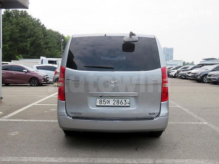 Hyundai Starex 2013 — 3