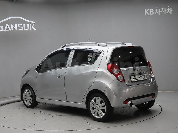 Chevrolet Spark 2014 KLYMA481DEC610325 — 3