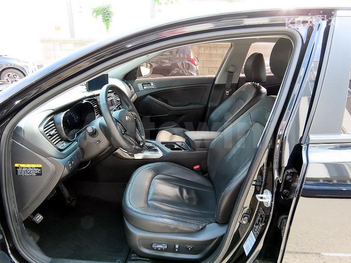 Kia K5 2011 KNAGN411BBA005041 — 5