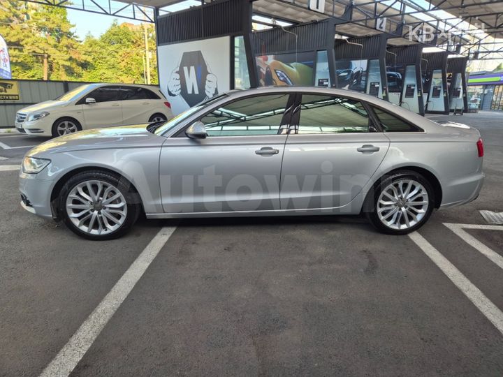 Audi A6 2012 — 3