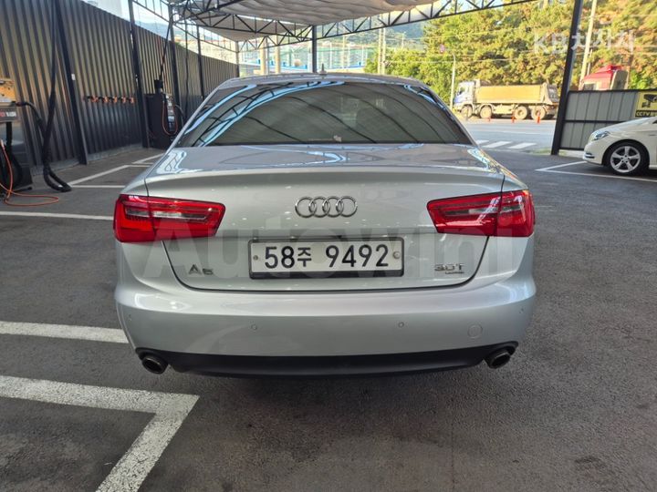 Audi A6 2012 — 5