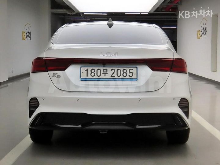 Kia K3 2022 KNAF141BENA949851 — 3
