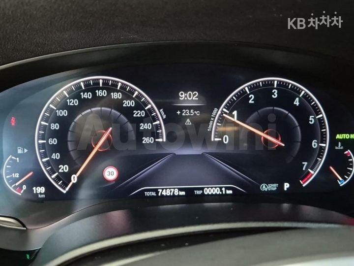 BMW 5 Series 2019 WBAJD9102KB278043 — 5