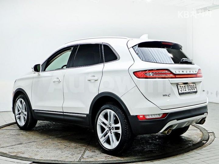 Lincoln MKC 2017 5LMCJ3D93HUL15280 — 4
