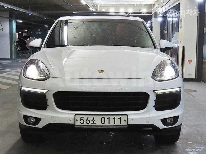 Porsche Cayenne 2016 WP1AF2926GKA48750 — 2