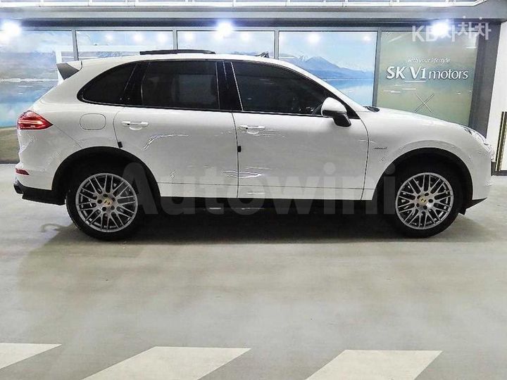 Porsche Cayenne 2016 WP1AF2926GKA48750 — 3