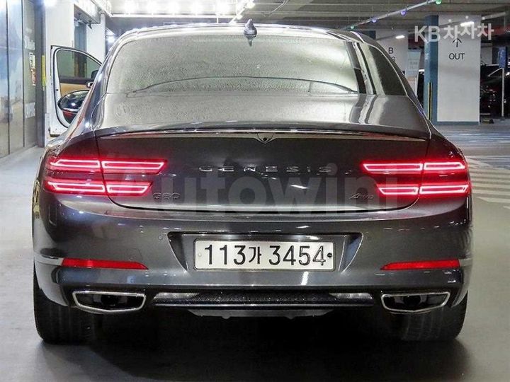 Genesis G80 2021 KMTGB41CDMU042377 — 5