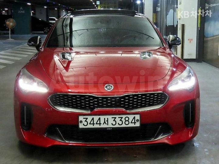Kia Stinger 2018 — 2
