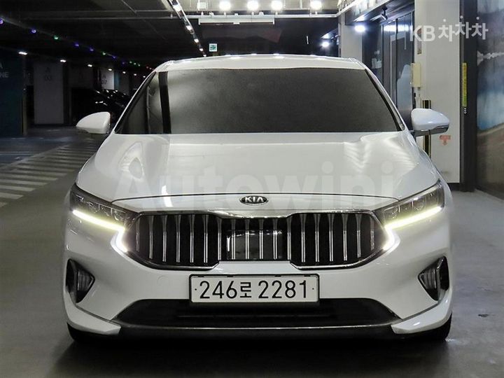 Kia K7 2021 KNALC41BBMA241484 — 2