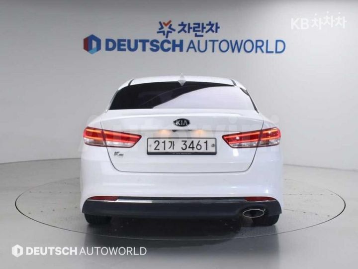 Kia K5 2018 KNAGU416BJA222901 — 4