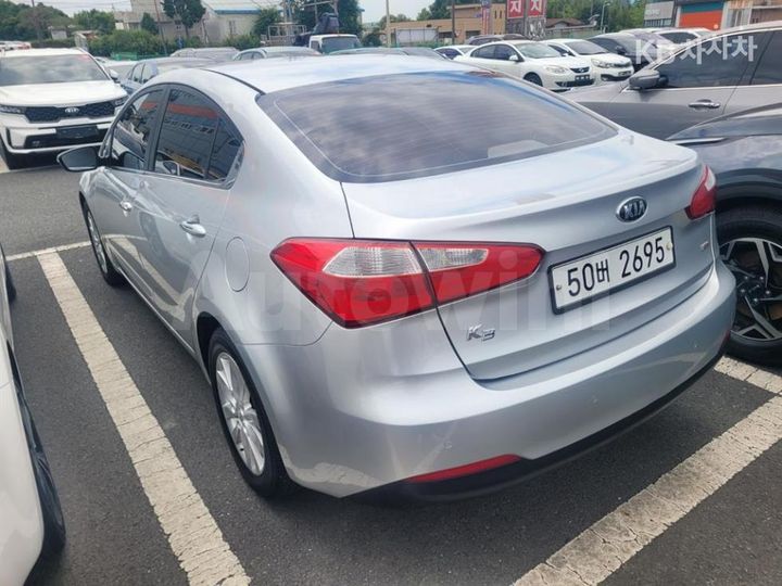 Kia K3 2013 KNAFX412BDA006114 — 3