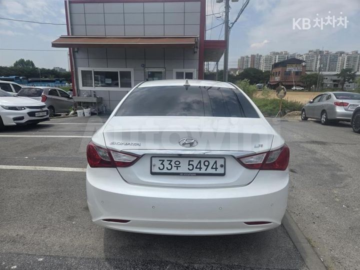 Hyundai Sonata 2014 KMHEC41LBEA596803 — 5