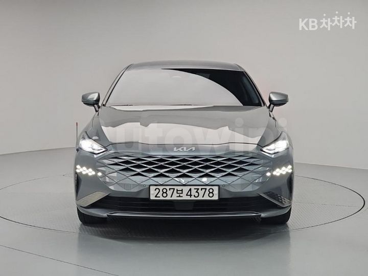 Kia K8 2023 KNAM741FBPA052103 — 2
