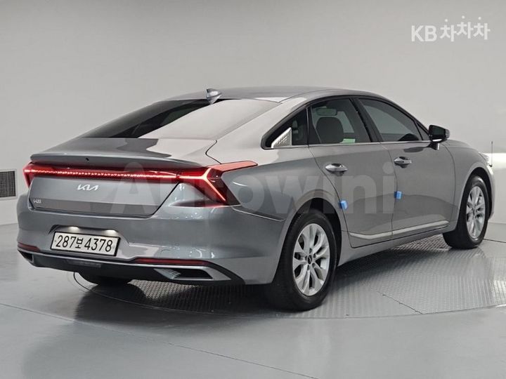 Kia K8 2023 KNAM741FBPA052103 — 4