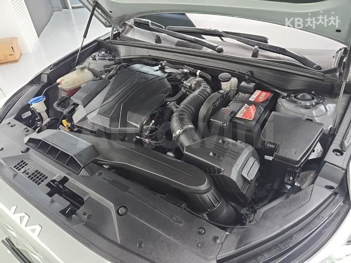 Kia K8 2023 KNAM741FBPA052103 — 5