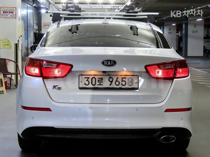 Kia K5 2014 KNAGN418BEA426980 — 5