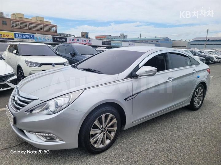 Hyundai Sonata 2013 KMHEC41LBDA556660 — 2
