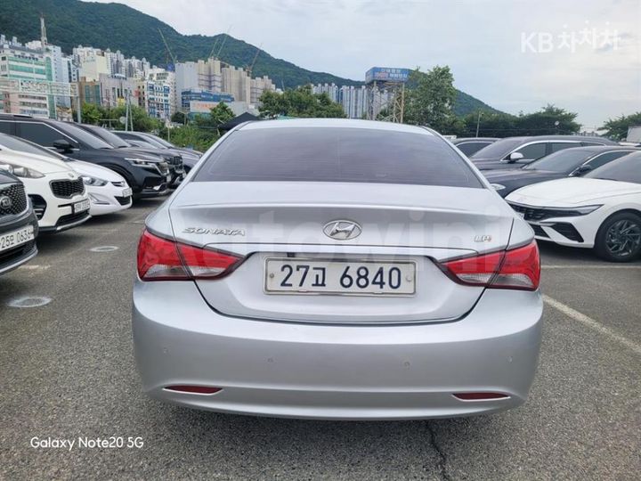 Hyundai Sonata 2013 KMHEC41LBDA556660 — 3