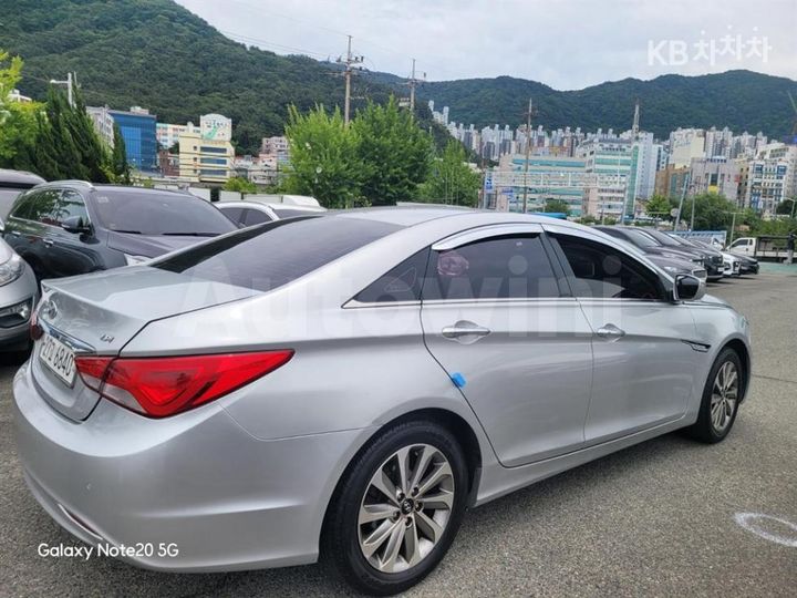 Hyundai Sonata 2013 KMHEC41LBDA556660 — 4