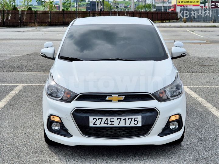 Chevrolet Spark 2017 KLYDC487DHC210427 — 2
