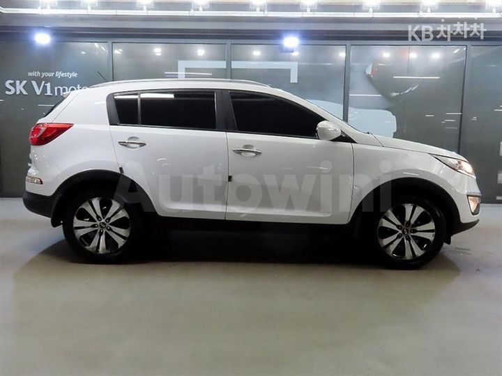 Kia Sportage 2011 KNAPC813BBK090710 — 3