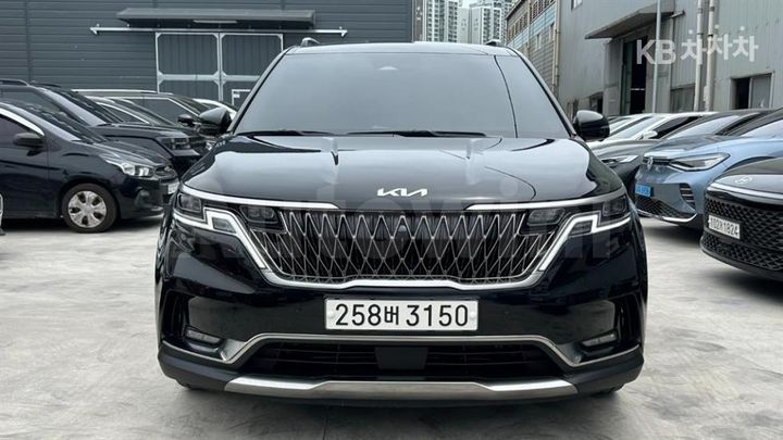 Kia Carnival 2023 KNANE813BPS326302 — 2