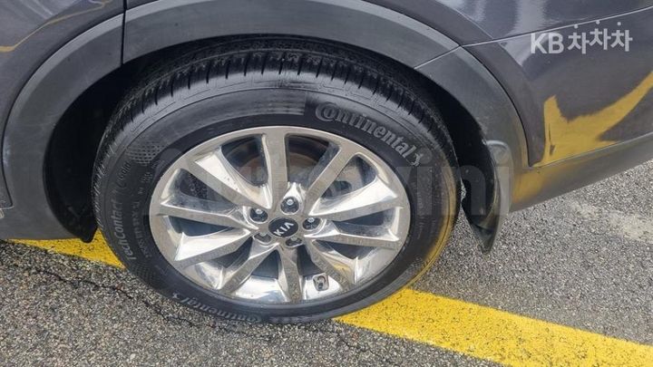 Kia Sorento 2017 KNAPH81ABHA271761 — 5