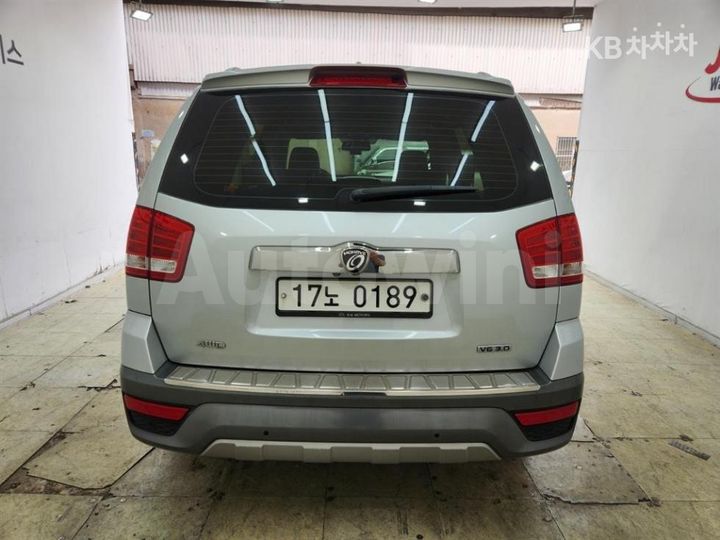 Kia Mohave 2017 KNAKN814DHA161440 — 3